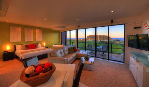 Horizon Deluxe Apartments - e-Seniors 7