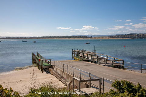 Southern Beaches Holiday House - e-Seniors 35