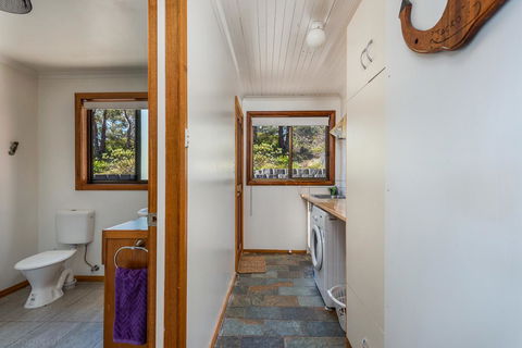 Southern Beaches Holiday House - e-Seniors 21