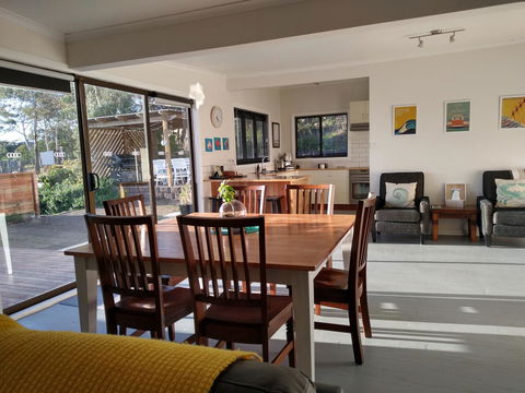 Southern Beaches Holiday House - e-Seniors 19