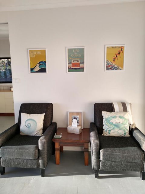 Southern Beaches Holiday House - e-Seniors 6