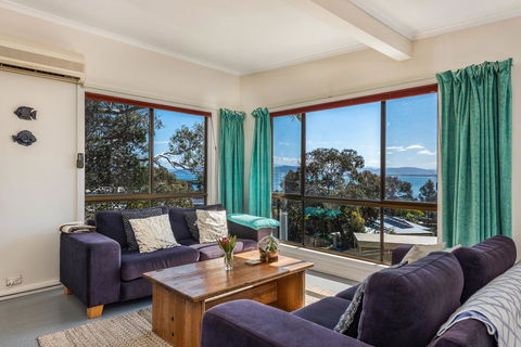 Southern Beaches Holiday House - e-Seniors 18