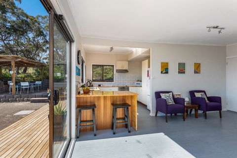 Southern Beaches Holiday House - e-Seniors 26