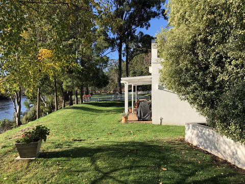 Forth River Cottage - e-Seniors 10