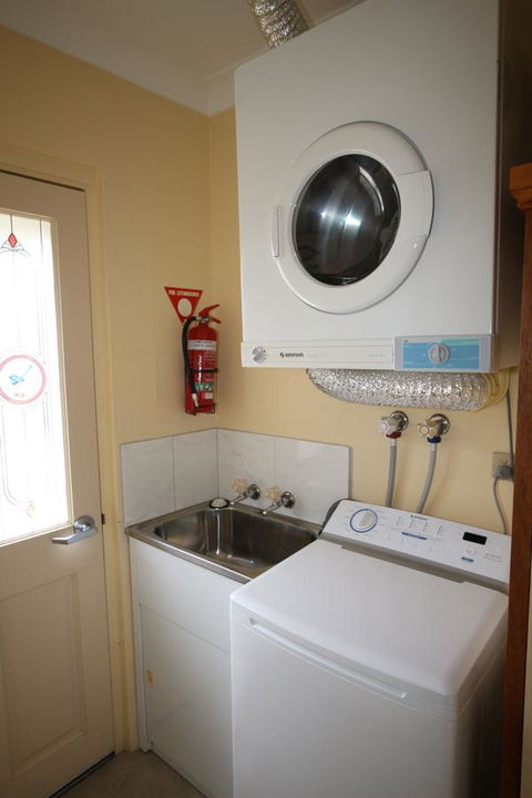 Swansea Cottages And Motel Suites - e-Seniors 27