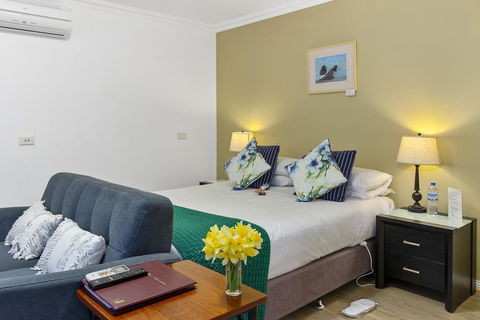 Oyster Cove Chalet - e-Seniors 4