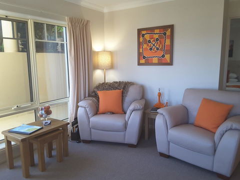 On The Terrace - e-Seniors 26