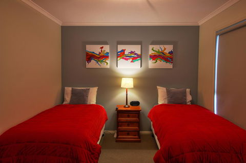 Hobart Villa - e-Seniors 8