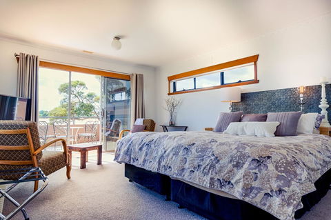 Ulverstone Boutique Accomodation - e-Seniors 11