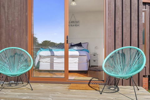 Aqua Beachfront! - e-Seniors 20