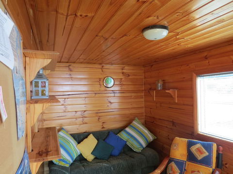 Captain Cook Holiday Park - e-Seniors 1