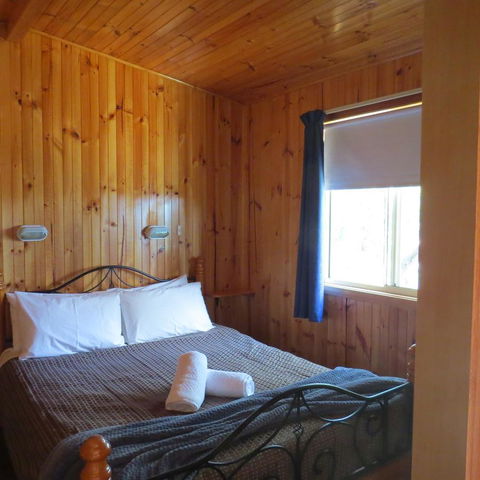 Captain Cook Holiday Park - e-Seniors 40
