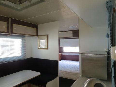 Captain Cook Holiday Park - e-Seniors 24