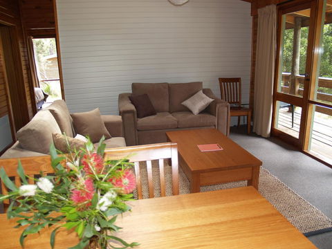 Stewarts Bay Lodge - e-Seniors 19