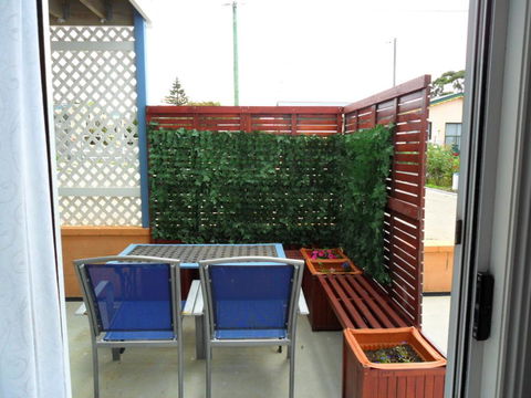 Freycinet Waters - e-Seniors 38