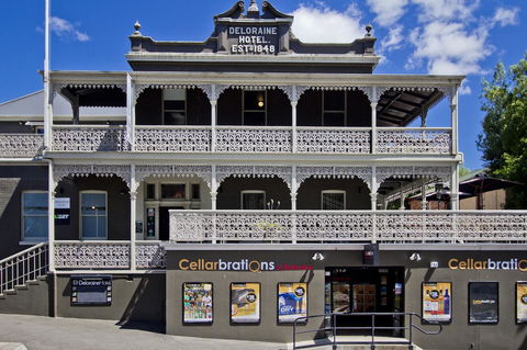 Deloraine Hotel - e-Seniors 31