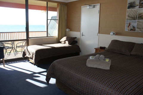 Swansea Motor Inn Tasmania - e-Seniors 41