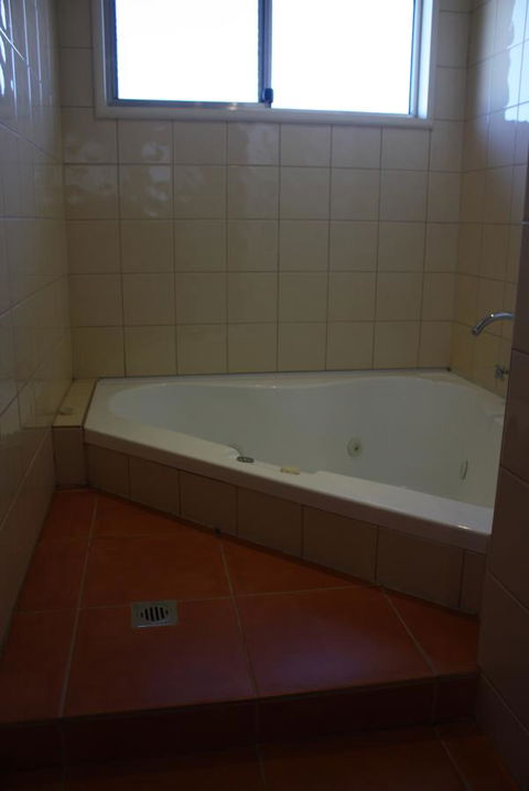 Swansea Motor Inn Tasmania - e-Seniors 33