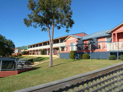 Swansea Motor Inn Tasmania - e-Seniors 15