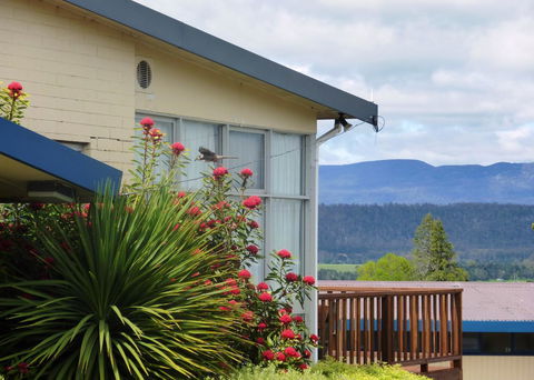 Mountain View Country Inn - e-Seniors 30