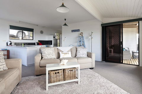 Kingfisher Cottage - e-Seniors 22
