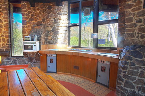 Discovery Parks â€“ Cradle Mountain - e-Seniors 43