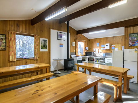 Discovery Parks â€“ Cradle Mountain - e-Seniors 13