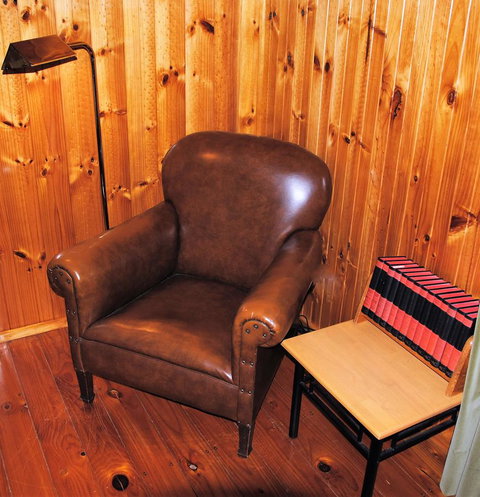 The Wombat Lodge - e-Seniors 7