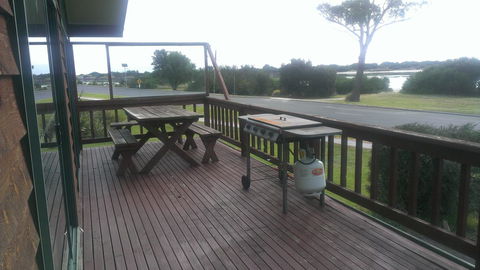 Bridport Seaside Lodge - e-Seniors 19