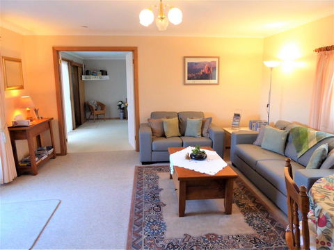 Tamar River Retreat - e-Seniors 9