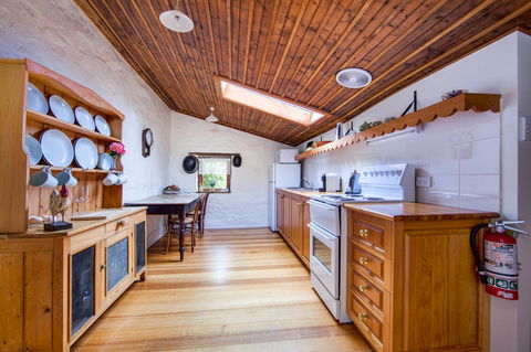 Wagners Cottages - e-Seniors 35