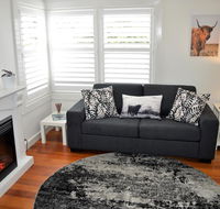 Lyttleton Cottage - e-Seniors