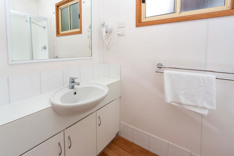 Torquay Holiday Park - e-Seniors 13