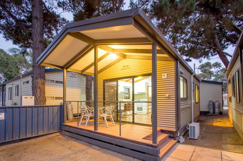 Torquay Holiday Park - e-Seniors 26