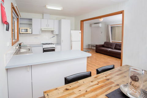 Torquay Holiday Park - e-Seniors 15