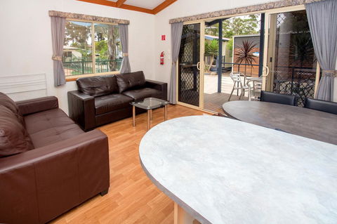 Torquay Holiday Park - e-Seniors 11