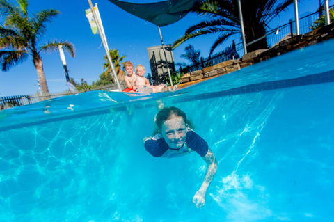 Torquay Holiday Park - e-Seniors 27