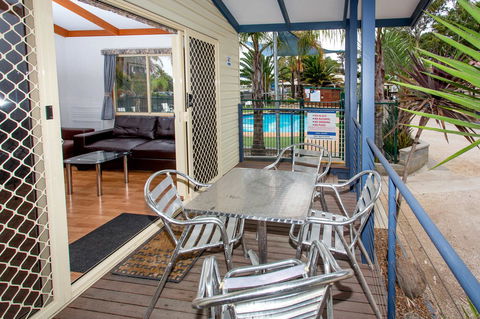 Torquay Holiday Park - e-Seniors 1