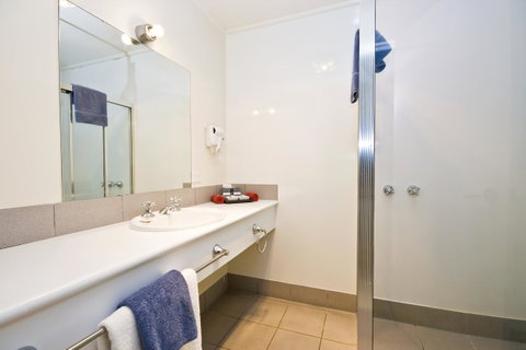 The Sandridge Motel - e-Seniors 32
