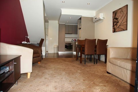 Mercure Hotel Mildura - e-Seniors 27