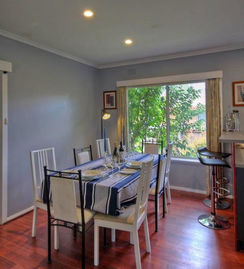 Jacaranda House - e-Seniors 3