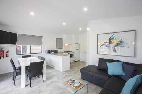 All Seasons Mildura Holiday Park - e-Seniors 1