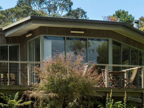 Gipsy Point Lodge & Cottages - e-Seniors 7