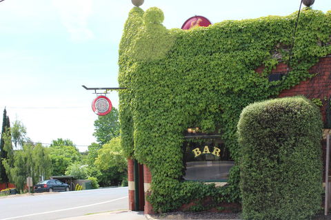 East St. Daylesford - e-Seniors 28
