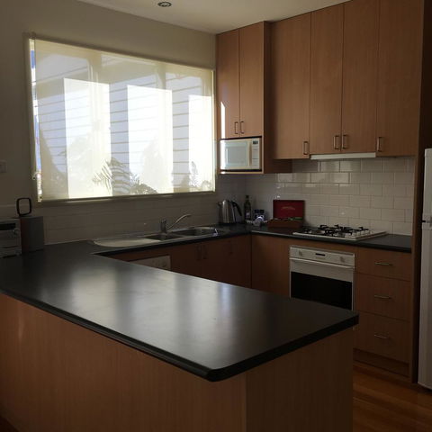 Lakeside Conti Villas - e-Seniors 5