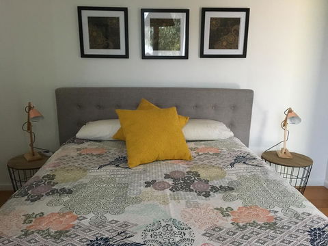 Daydream Cottage - e-Seniors 1