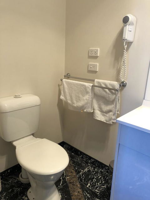 Avala Accommodation Daylesford - e-Seniors 9