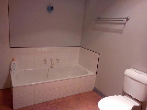 Avala Accommodation Daylesford - e-Seniors 5