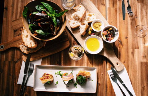 Farmers Arms Hotel Daylesford - e-Seniors 20