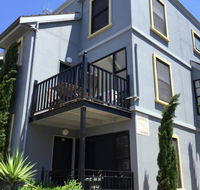 At the beach apartments - e-Seniors
